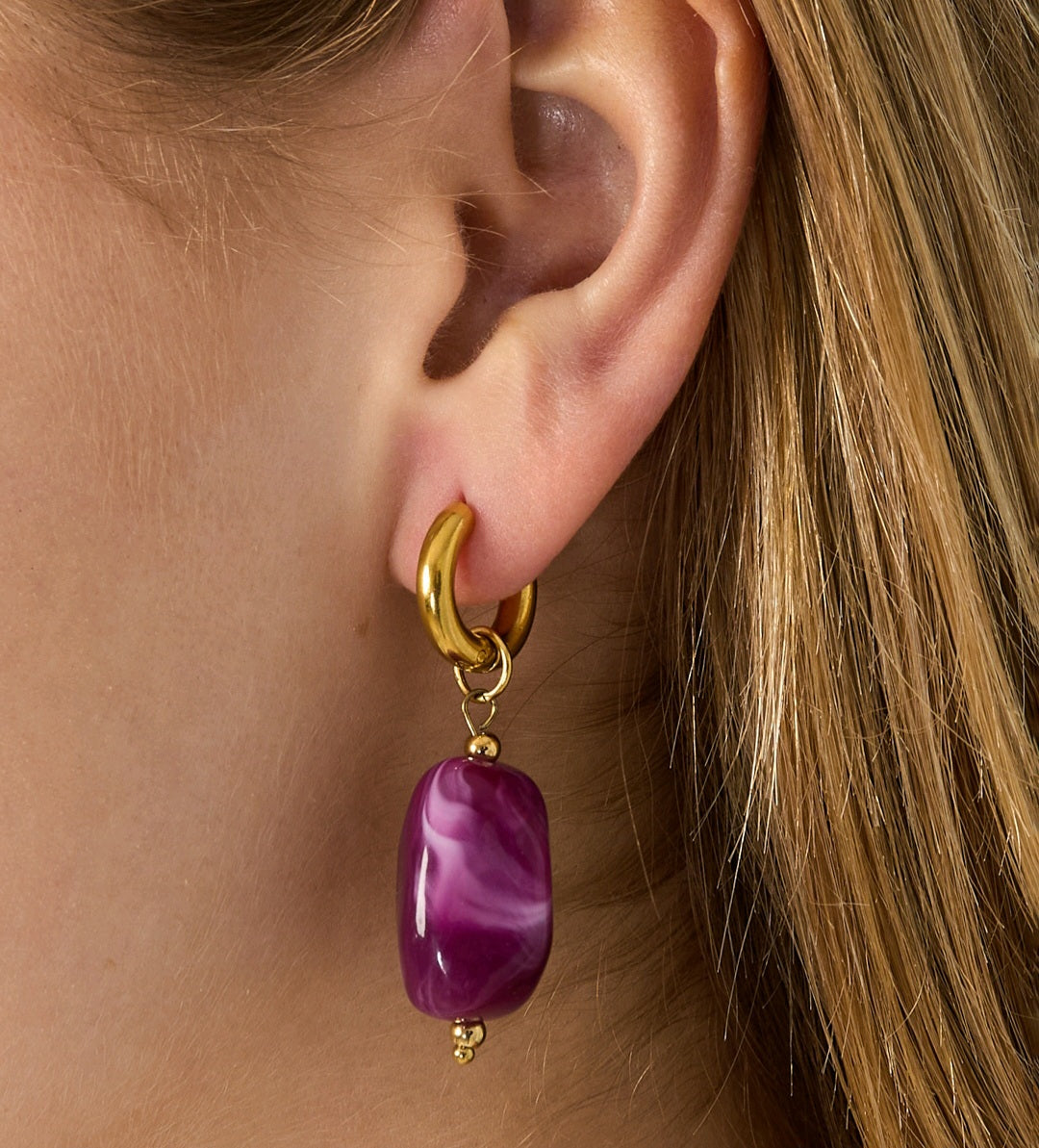 Oorbel paars stone Stainlesssteel