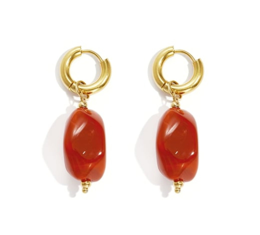 Oorbel rood stone Stainlesssteel