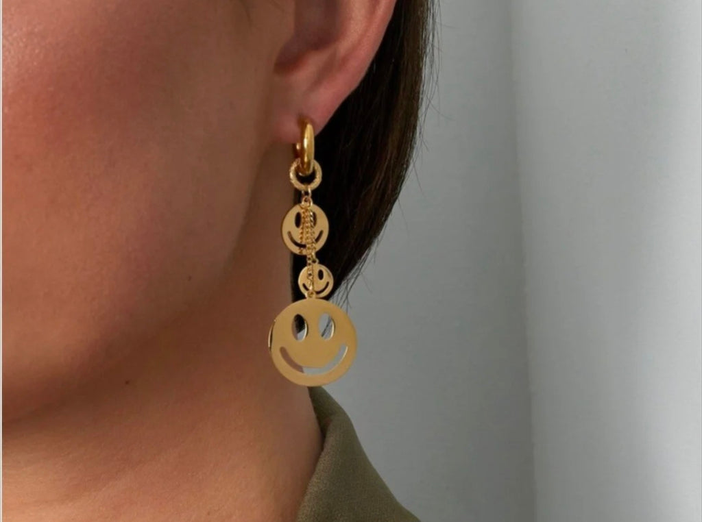 Smiley oorbellen- goud- Stainlesssteel