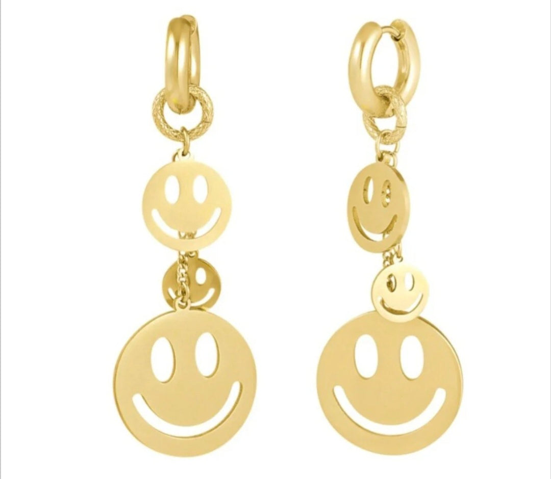 Smiley oorbellen- goud- Stainlesssteel