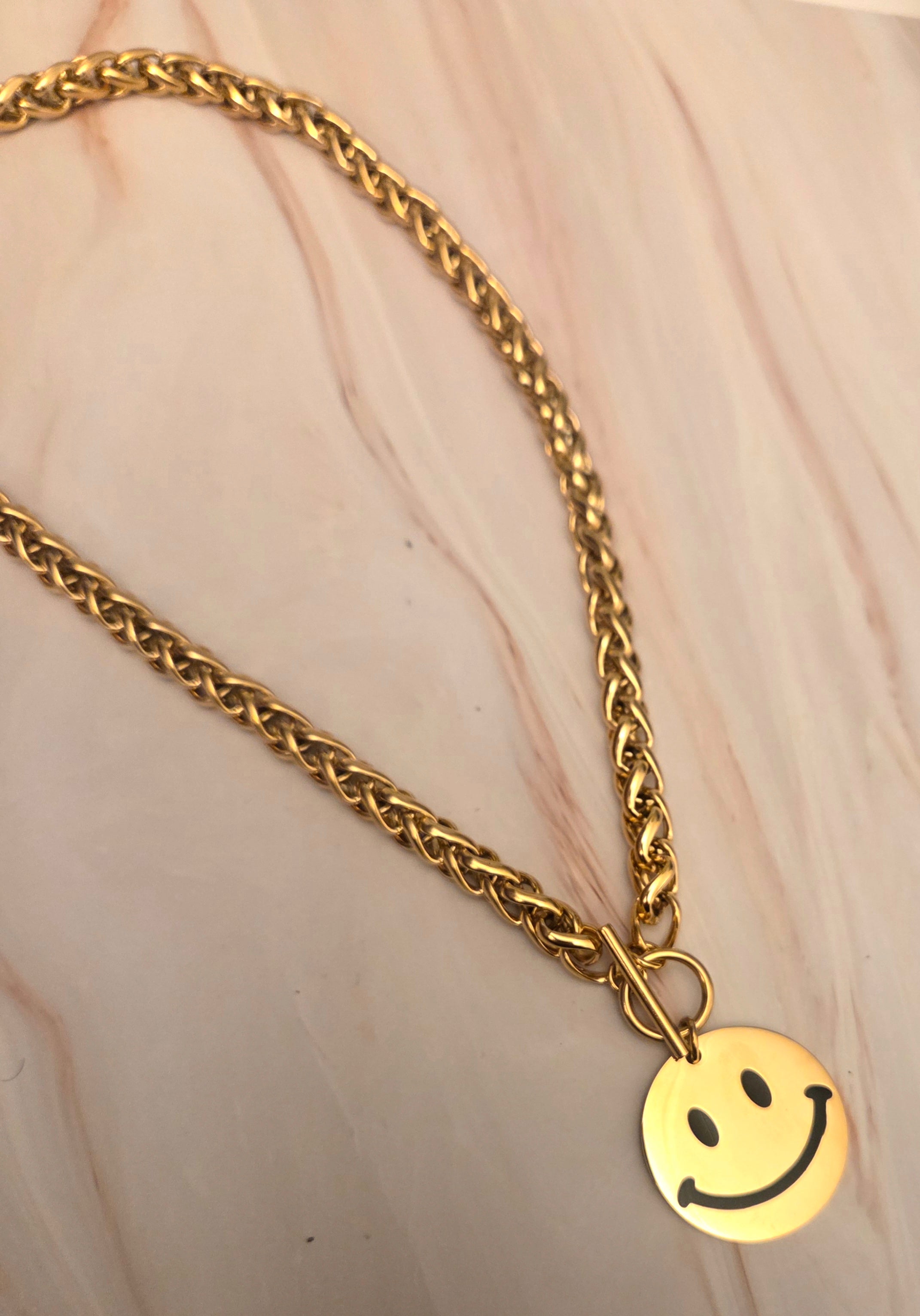 Grove ketting met smiley Hanger- goud - Stainlesssteel