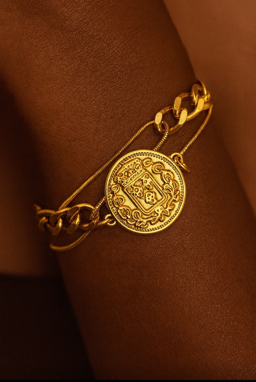 Dubbele armband met munt - goud - Stainlesssteel